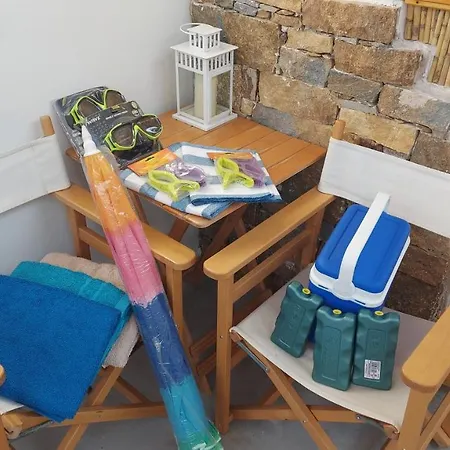 Niso Double Livadi (Serifos)